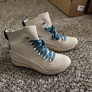 Hybrid Hiker Boots